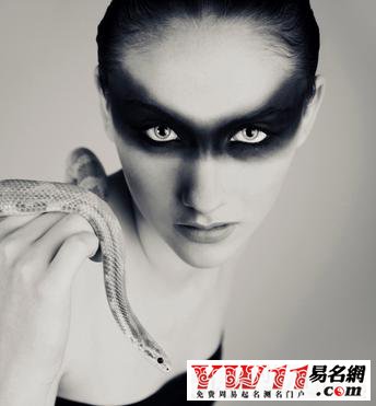 女人夢(mèng)見蛇