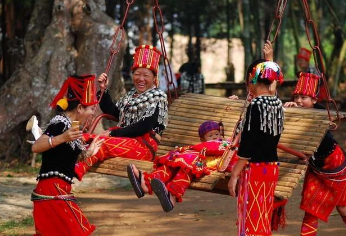 景頗族的傳統(tǒng)節(jié)日,景頗族的風(fēng)俗慣